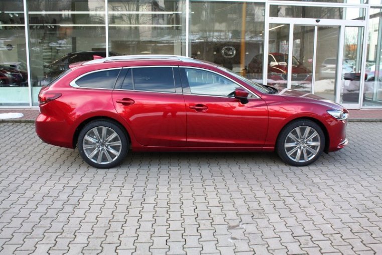 Mazda 6, SKYACTIV-G, barva červená