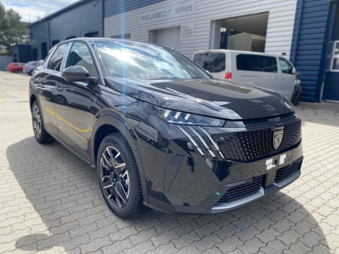 Peugeot 3008, Peugeot 3008 GT Hybrid 145k - MAX VÝBAVA! - 0400, barva černá