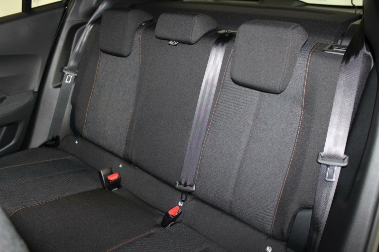 Peugeot 2008, Peugeot 2008 STYLE PureTech 100 S&S MAN6, barva černá