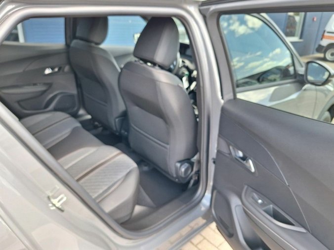 Peugeot 2008, Peugeot 2008 ALLURE PureTech 130 EAT8, barva šedá