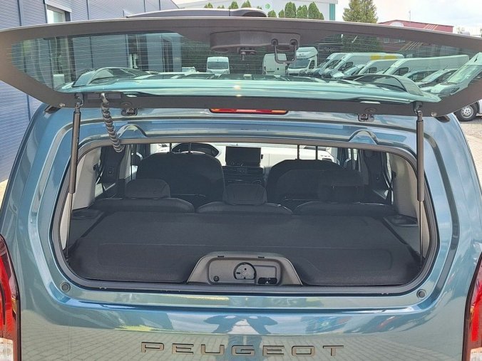 Peugeot Rifter, Peugeot Rifter GT BlHDi 130 EAT8, barva modrá