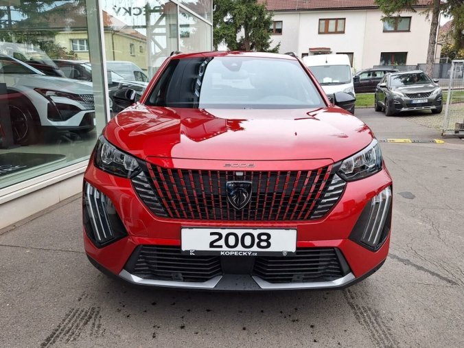 Peugeot 2008, Peugeot 2008 ALLURE Hybrid 136 e-DCS6, barva červená