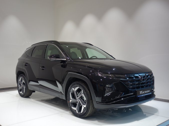 Hyundai Tucson, 1,6 T-GDI HEV 169 kW (hybrid) 6 st. aut 4×4, barva černá