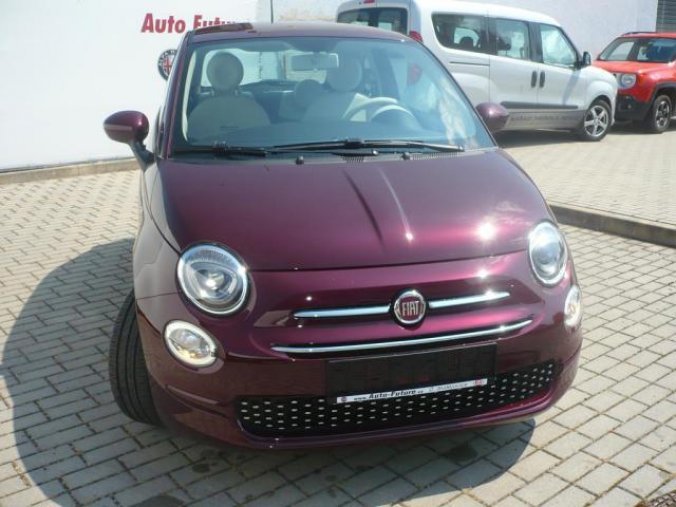 Fiat 500, 1.0 BSG 70k Lounge, barva červená