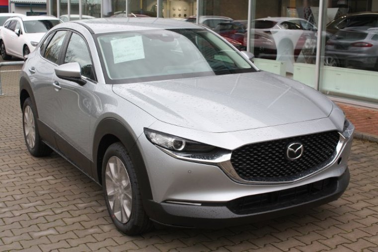 Mazda CX-30, SKYACTIV-G, barva stříbrná