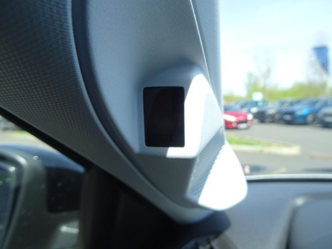 Peugeot 208, Peugeot 208 STYLE PureTech 100k MAN6, barva šedá