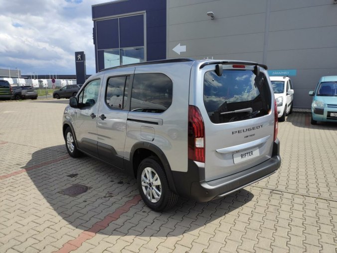 Peugeot Rifter, Peugeot Rifter ALLURE 1.5 HDI 130k MAN6 7míst, barva stříbrná