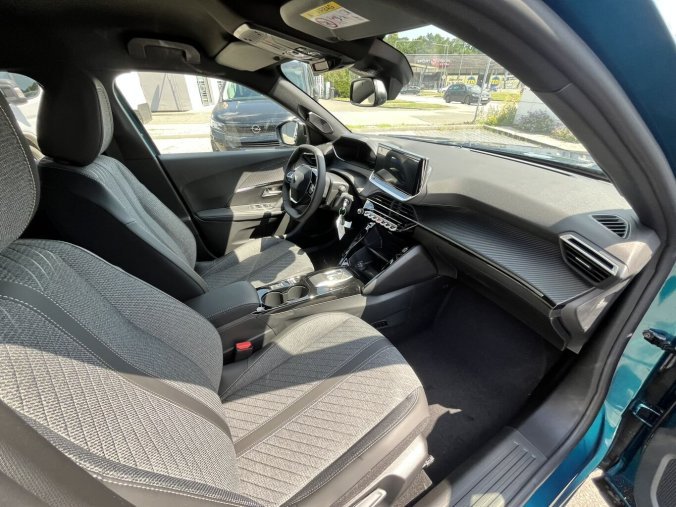 Peugeot 2008, Peugeot 2008 BUSINESS Turbo 100k MAN6, barva modrá