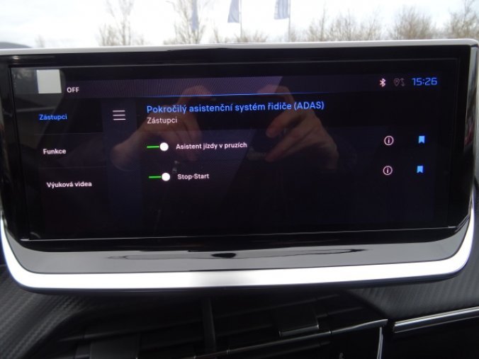 Peugeot 208, ALLURE Hybrid 100 e-DCS6, barva zelená