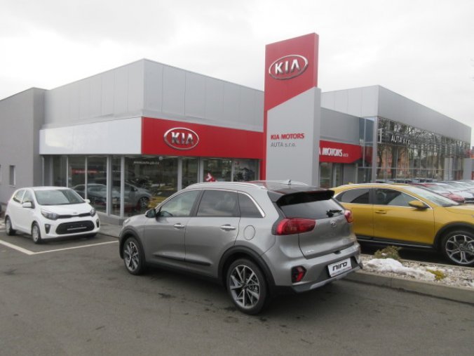 Kia Niro, 1,6 GDi 6DCT HEV EXCLUSIVE, barva stříbrná