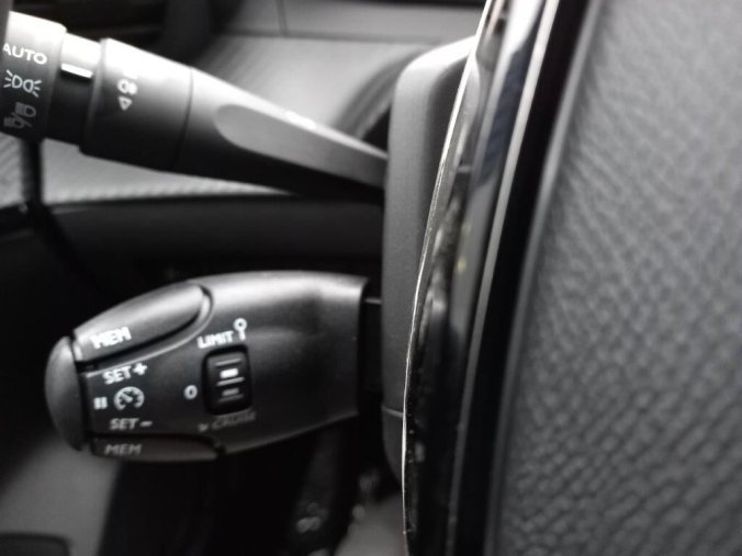 Peugeot 208, Peugeot 208 STYLE Turbo 100 MAN6, barva zelená
