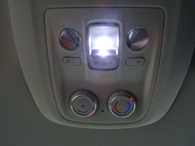Peugeot Traveller, Peugeot Traveller Allure Long 2.0 BHDi 180k EAT8, barva zelená