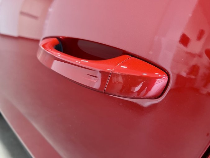 Peugeot 408, Peugeot 408 GT, El. víko, Matrix, Automat, barva červená