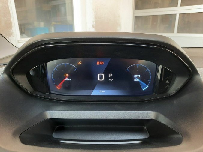 Peugeot Rifter, Peugeot Rifter LONG ALLURE 1,5 BHDi 130k EAT8, barva šedá
