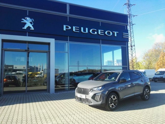 Peugeot 2008, Peugeot 2008 ALLURE 1.2 130k AUT8 2x kamera, barva šedá