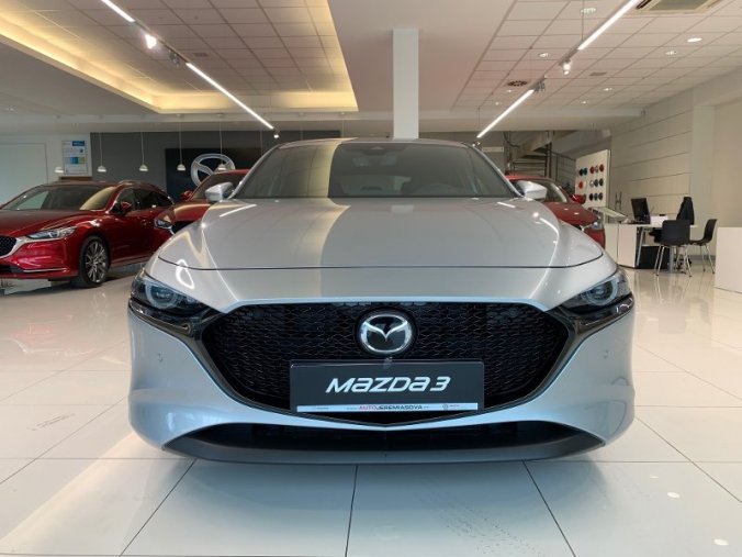 Mazda 3, G122 AT, barva stříbrná