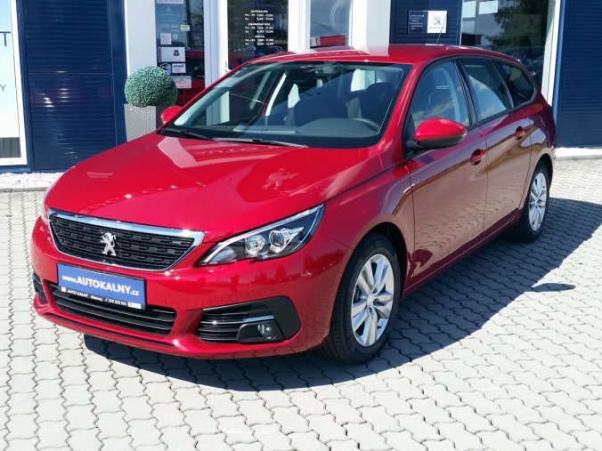 Peugeot 308, SW ACTIVE 1.2 PT 110K MAN 6, barva červená