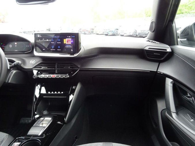 Peugeot 2008, Peugeot 2008 ALLURE Hybrid 145k e-DCS6, barva šedá