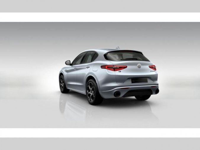 Alfa Romeo Stelvio, Veloce 4x4 2,0 280PS,nový mod., barva stříbrná