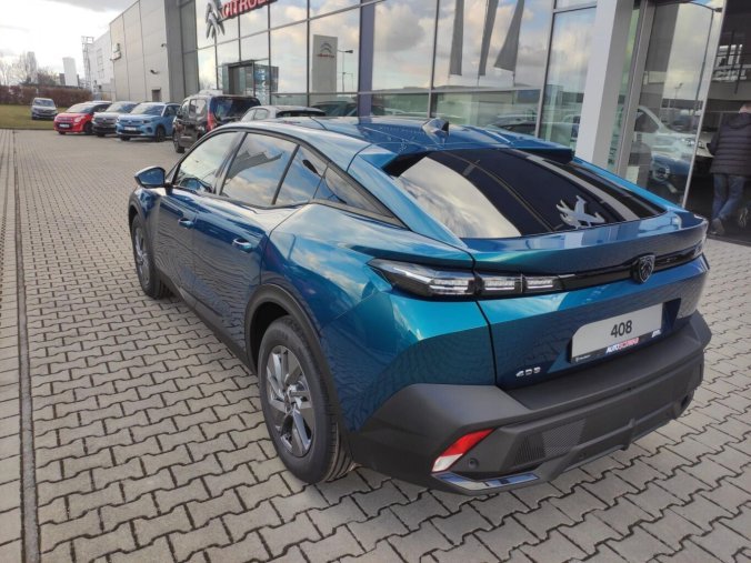 Peugeot 408, Peugeot 408 ALLURE Hybrid 145 e-DCS6, barva modrá