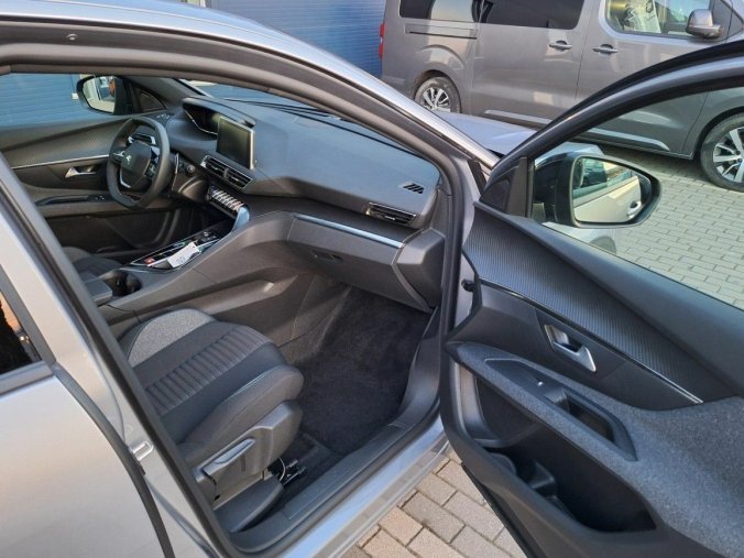 Peugeot 5008, Peugeot 5008 ACTIVE PACK BHDi 130 EAT8, barva šedá