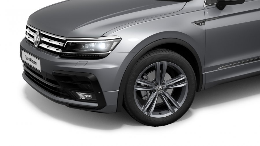 Volkswagen Tiguan Allspace, Allspace Highline 1,5 TSI ACT 7DSG, barva stříbrná