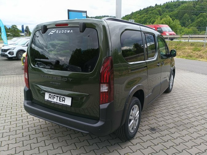 Peugeot Rifter, Peugeot Rifter LONG ALLURE BlueHDi 130 S&S EA, barva zelená