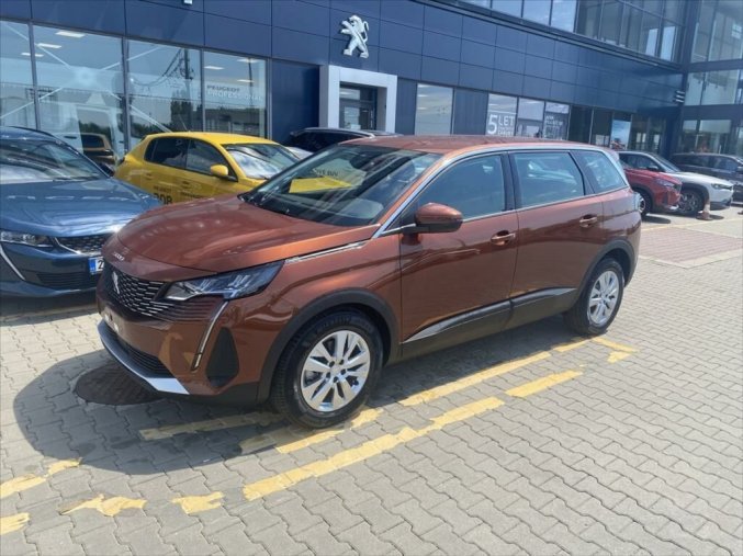 Peugeot 5008, Active Pack 130k MAN6, barva hnědá