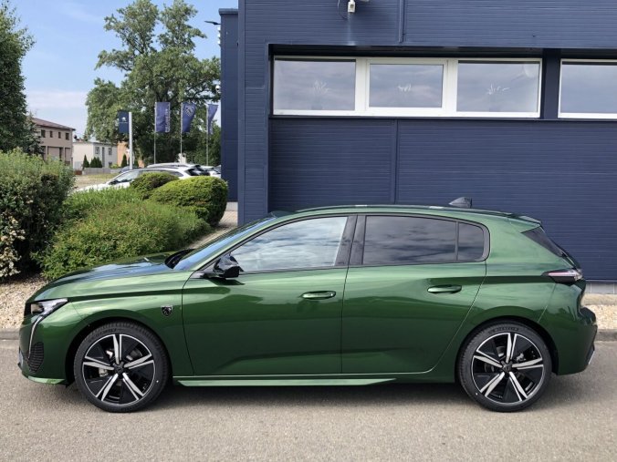 Peugeot 308, Peugeot 308 e-GT Plug-in HYBRID 225 e-EAT8, barva zelená