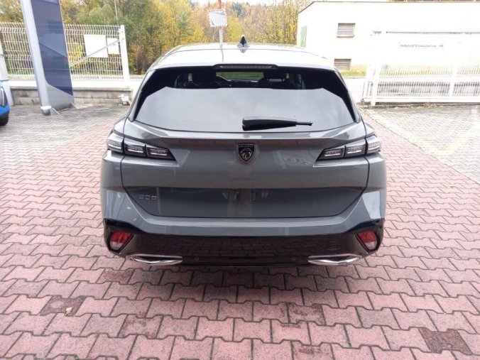 Peugeot 308, Peugeot 308 SW Allure BlueHDi 130 k, barva šedá