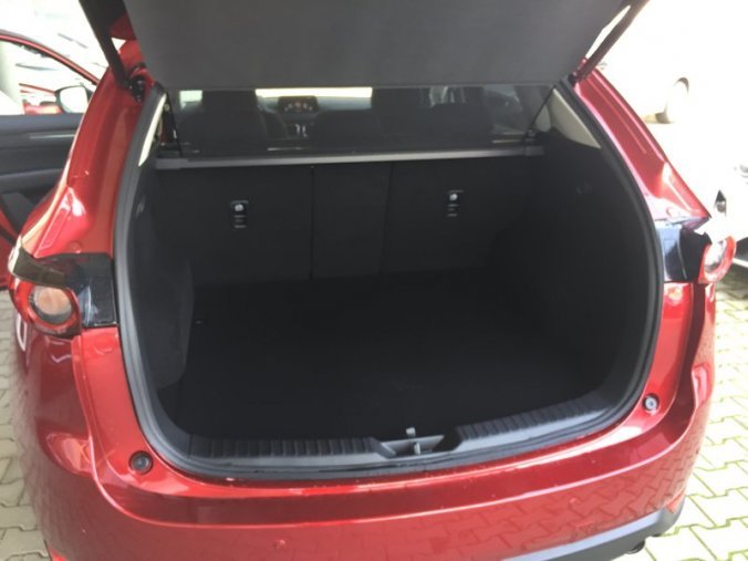 Mazda CX-5, 2,5 Skyactiv-G194 A/T, barva červená