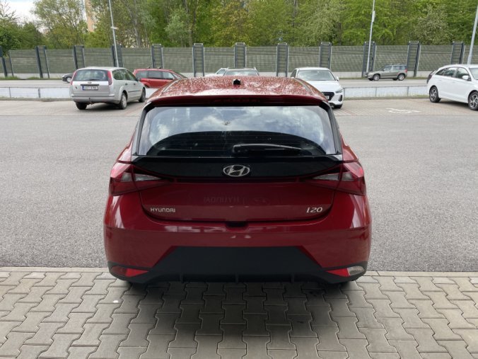 Hyundai i20, 1,2 DPI 5 st. manuální, barva červená
