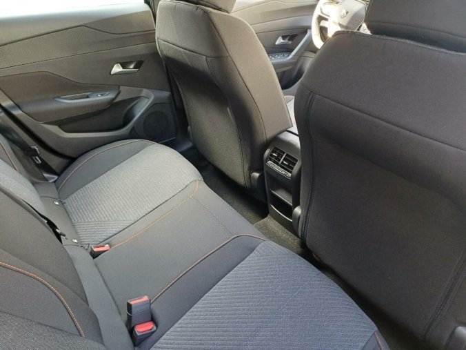 Peugeot 308, Peugeot 308 SW Style BlueHDi 130k EAT8, barva modrá