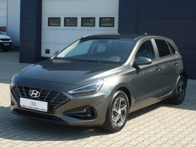 Hyundai i30, 1,5 T-GDI 117 kW iMT MHEV, barva šedá