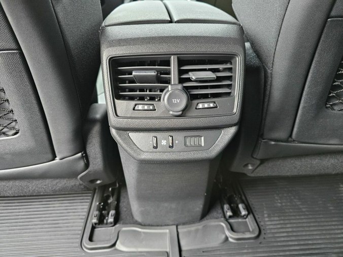 Peugeot 5008, Peugeot 5008 ALLURE PACK 1.2 PT 130K EAT8, barva bílá