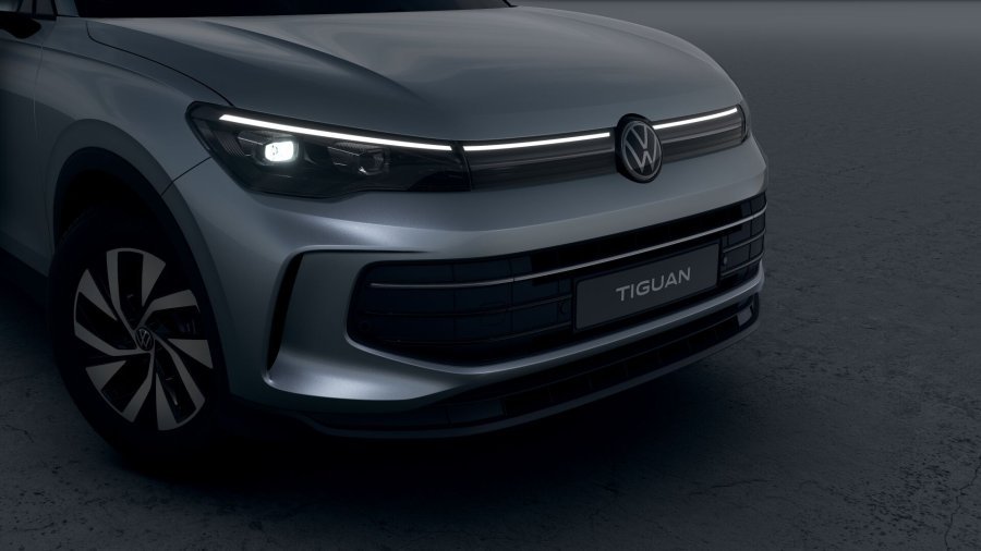 Volkswagen Tiguan, Tiguan People 2,0 TDI 110 kW, barva stříbrná