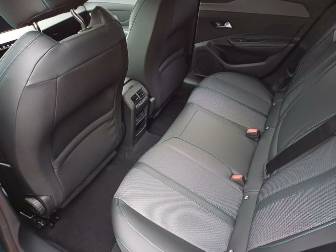 Peugeot 308, Peugeot 308 SW Allure PureTech 7LET ZÁRUKA, barva modrá