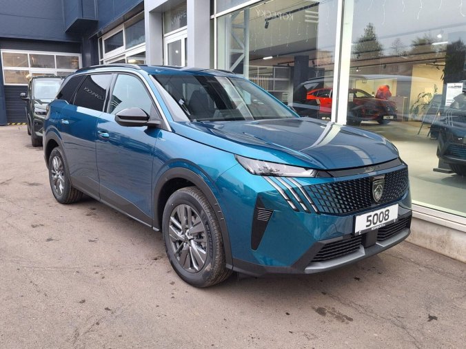 Peugeot 5008, Peugeot 5008 ALLURE Hybrid 145 e-DCS6, barva modrá