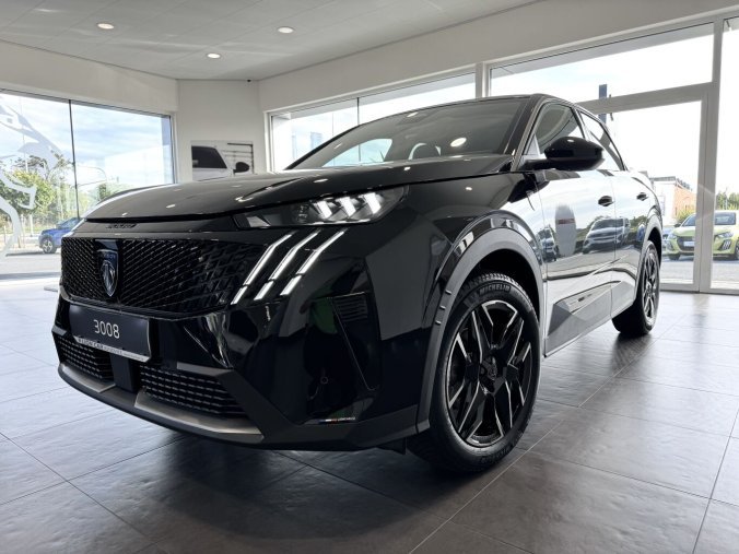 Peugeot 3008, Peugeot 3008 ALLURE Hybrid 136k, Automat, barva černá