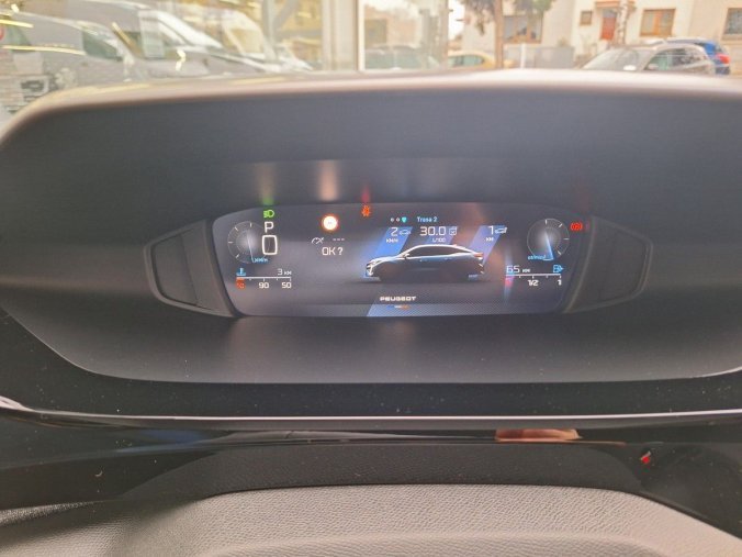 Peugeot 408, Peugeot 408 ALLURE Hybrid 145 e-DCS6, barva modrá