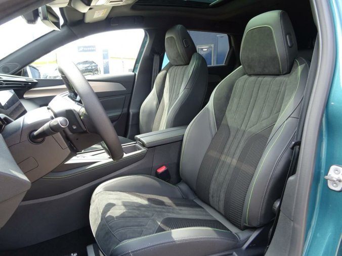 Peugeot 308, Peugeot 308 SW GT Plug-in HYBRID 225 e-EAT, barva modrá