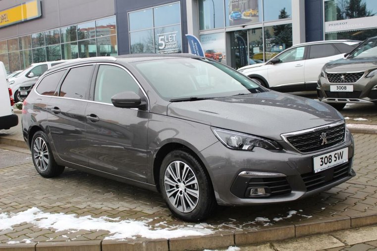 Peugeot 308, SW 1.5 96kW MT6, barva šedá