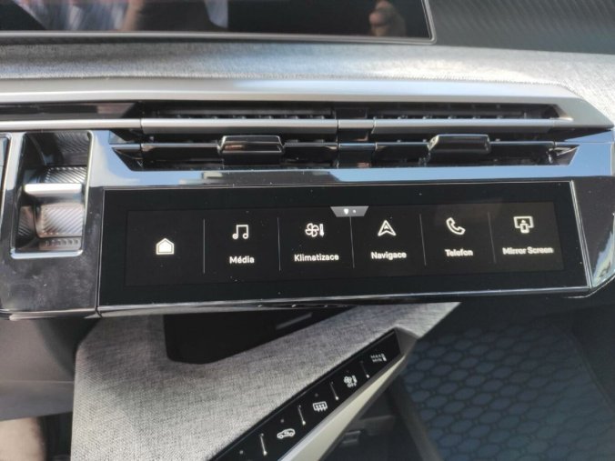 Peugeot 5008, Peugeot 5008 ALLURE Hybrid 145 e-AUT6 NAVI, barva šedá