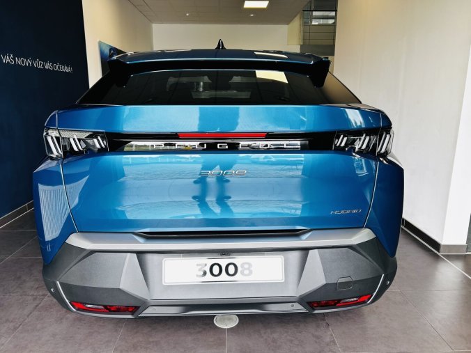 Peugeot 3008, Peugeot 3008 ALLURE Hybrid 145 e-DCS6, barva modrá