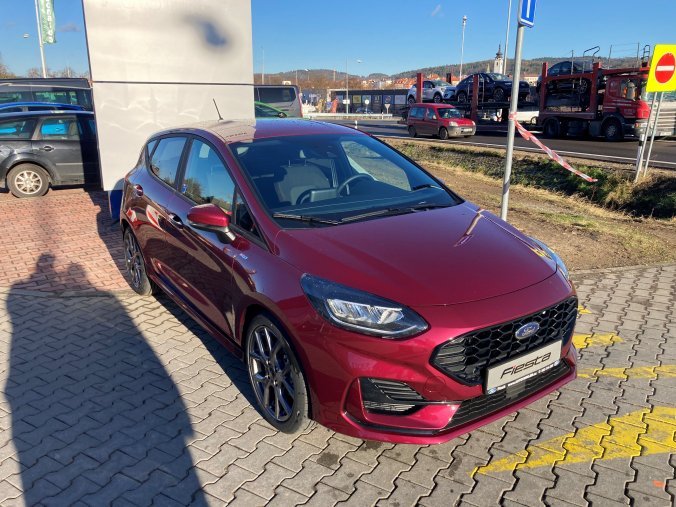 Ford Fiesta, ST-Line, 5dveřová, 1,0 EcoBoost Hybrid (mHEV) 92 kW/125 k, 6st. manuální, barva červená