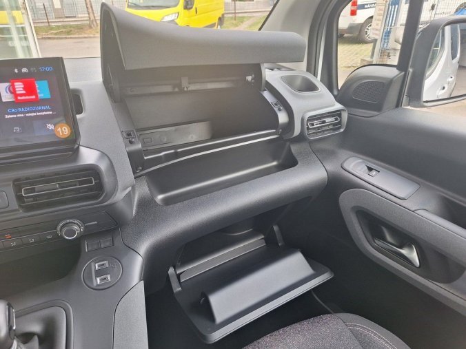 Peugeot Rifter, Peugeot Rifter LONG ALLURE 1.5 BHDi 130k MAN6, barva bílá