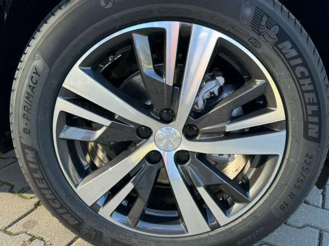 Peugeot 5008, Peugeot 5008 ALLURE PACK BlueHDi 130 EAT 8, barva šedá
