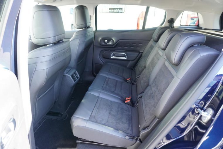 Citroën C5 Aircross, MAX 1,5BHDi 130 EAT8, barva modrá