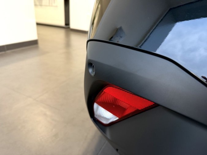Peugeot 308, Peugeot 308 SW STYLE HYBRID 145k, Automat, barva černá
