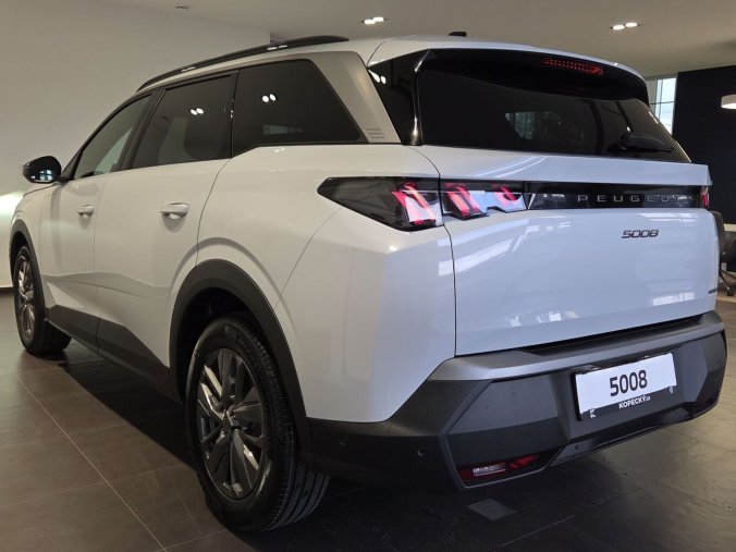 Peugeot 5008, Peugeot 5008 5008 ALLURE Hybrid 145 e-DCS6, barva bílá